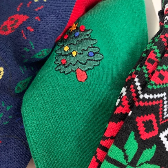 NWT Christmas Socks 4 Pairs - Picture 2 of 7